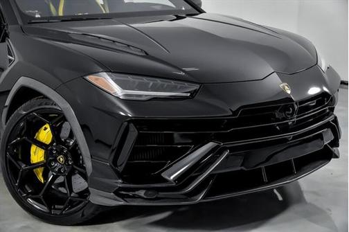 2024 Lamborghini Urus Performante