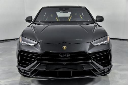 2024 Lamborghini Urus Performante