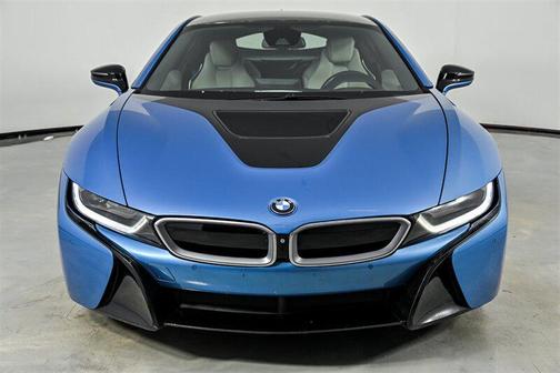 Protonic Blue Metallic w/Frozen Gray Accent 2015 BMW i8