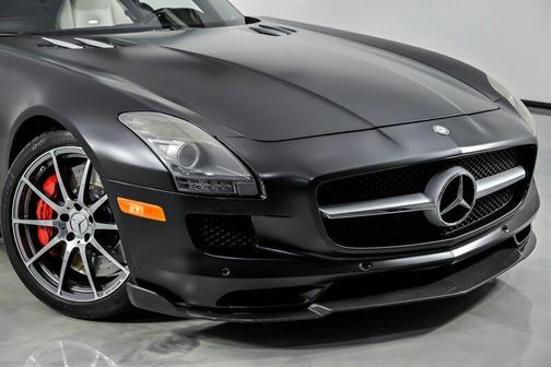 Obsidian Black Metallic 2012 Mercedes-Benz SLS AMG Base