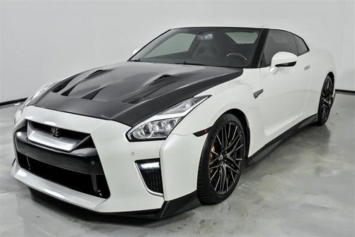 2021 Nissan GT-R Premium Dual-clutch 6-Speed Transmission