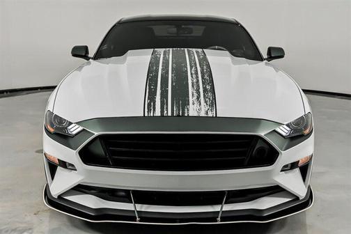 Oxford White 2019 Ford Mustang GT Premium