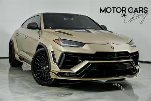 Gold 2023 Lamborghini Urus Performante