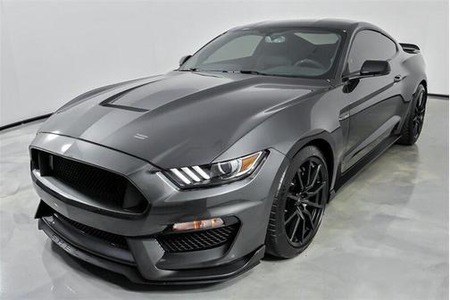 2018 Ford Shelby GT350 Base