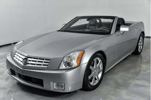 2005 Cadillac XLR Base