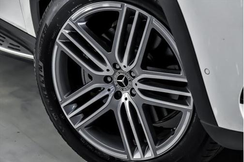 2022 Mercedes-Benz GLS 450 4MATIC