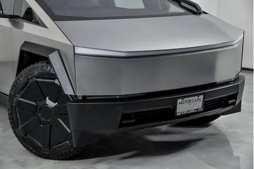 2024 Tesla Cybertruck All-Wheel Drive