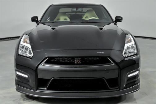 Jet Black 2015 Nissan GT-R Premium