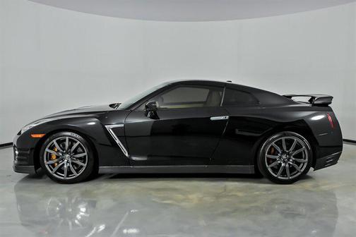 Jet Black 2015 Nissan GT-R Premium