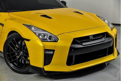 2017 Nissan GT-R Premium