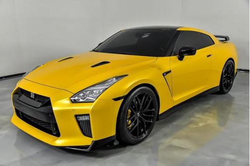 2017 Nissan GT-R Premium