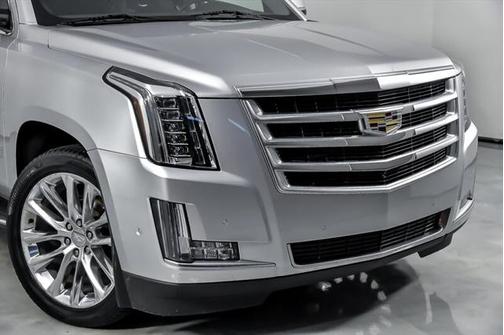 2019 Cadillac Escalade ESV Luxury