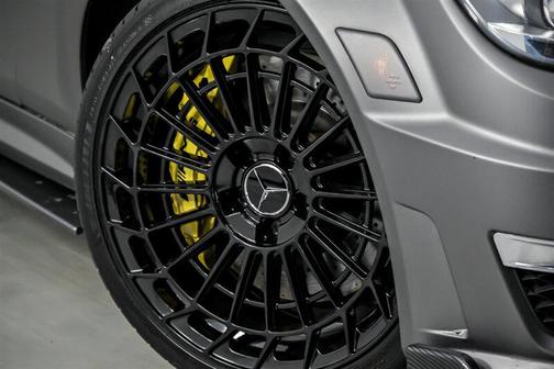 2012 Mercedes-Benz C-Class C 63 AMG-$20K MODS