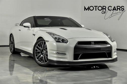 2016 Nissan GT-R Premium