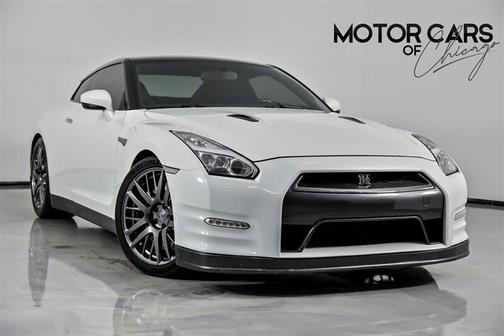 2016 Nissan GT-R Premium