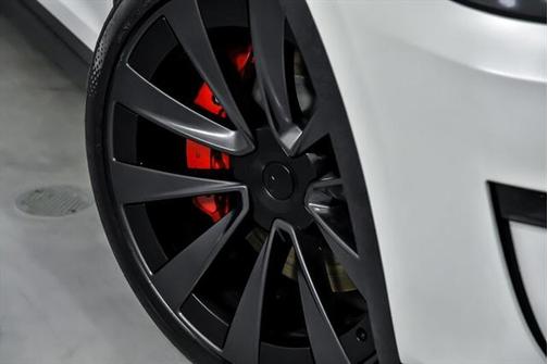 2024 Tesla Model X Plaid Tri Motor All-Wheel Drive