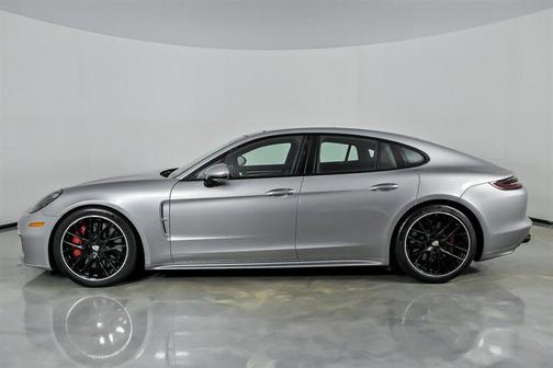 GT Silver Metallic 2019 Porsche Panamera Turbo