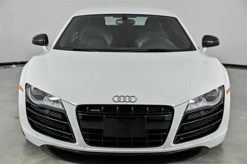 2011 Audi R8 5.2 quattro