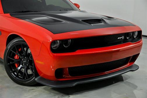 2015 Dodge Challenger SRT Hellcat