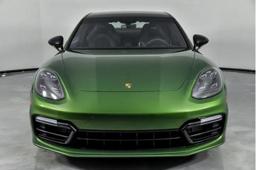 2019 Porsche Panamera GTS