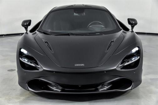 2018 McLaren 720S Base