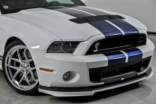 2014 Ford Shelby GT500 Base