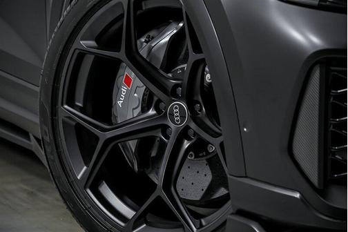 2025 Audi RS Q8 4.0T