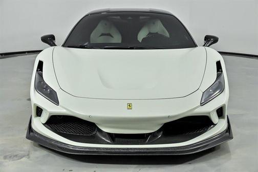 Bianco Avus 2020 Ferrari F8 Tributo Base