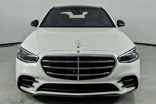 MANUFAKTUR Diamond White Metallic 2022 Mercedes-Benz S-Class 4MATIC