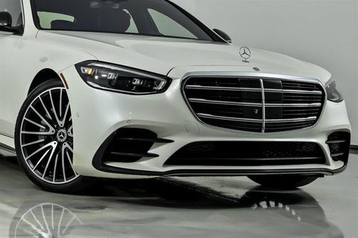 MANUFAKTUR Diamond White Metallic 2022 Mercedes-Benz S-Class 4MATIC