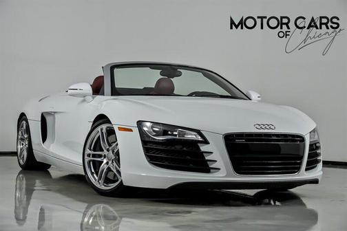 Ibis White 2011 Audi R8 4.2 quattro Spyder