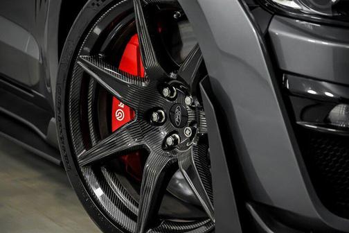 Carbonized Gray Metallic 2022 Ford Shelby GT500 Base