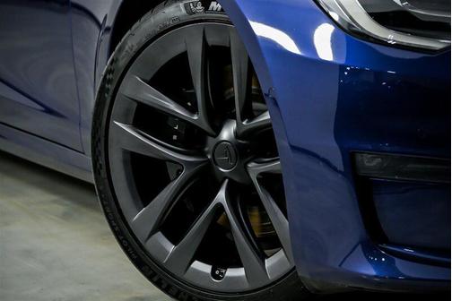 2021 Tesla Model S Plaid