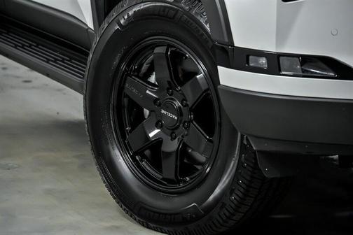 Eminent White Pearl 2025 Lexus GX 550 Overtrail