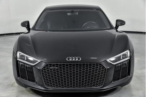 2017 Audi R8 5.2 V10 plus