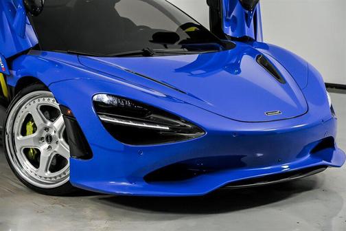 Paris Blue 2024 McLaren 750S Spider