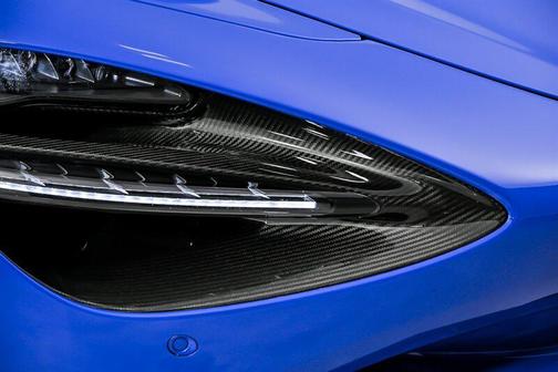 Paris Blue 2024 McLaren 750S Spider
