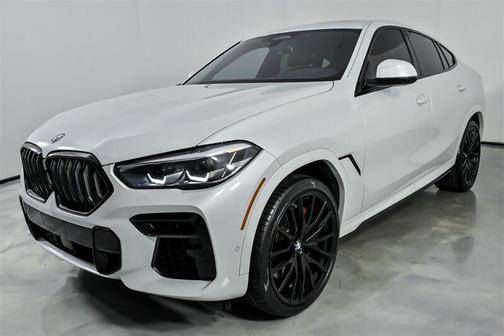2022 BMW X6 M50i