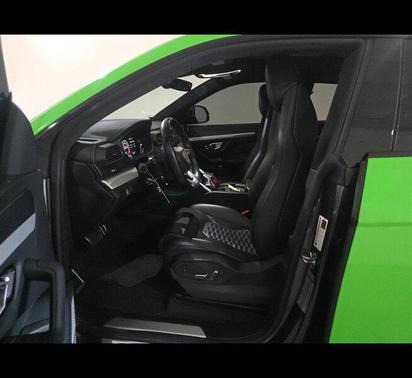 2019 Lamborghini Urus -FRESH VERDE WRAP!