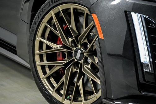 Black Diamond Tricoat 2024 Cadillac CT5-V V-Series Blackwing
