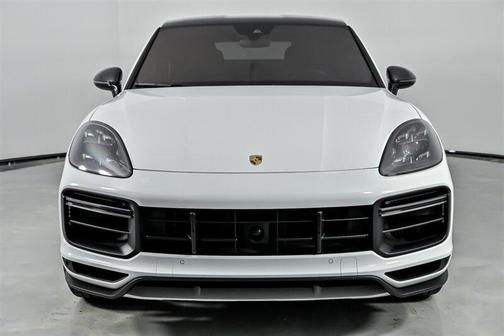 2023 Porsche Cayenne Turbo GT
