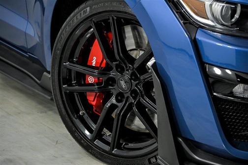 2021 Ford Shelby GT500 Base