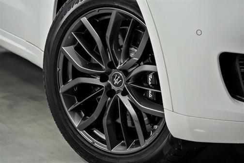 2024 Maserati Levante GT Ultima