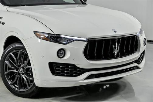 2024 Maserati Levante GT Ultima