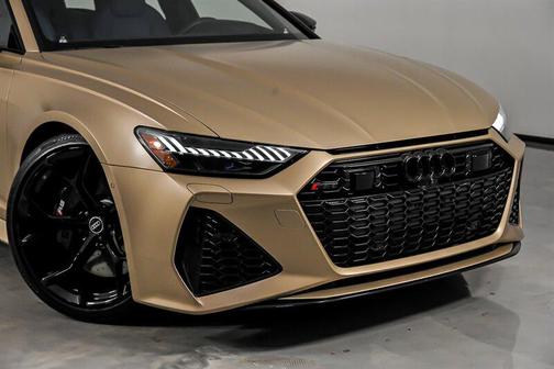 EXCLUSIVE PAINT 2024 Audi RS 6 Avant 4.0T