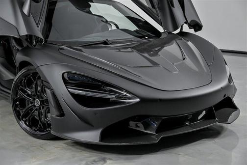 2019 McLaren 720S Base