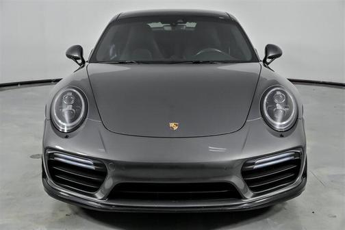 2018 Porsche 911 Turbo S