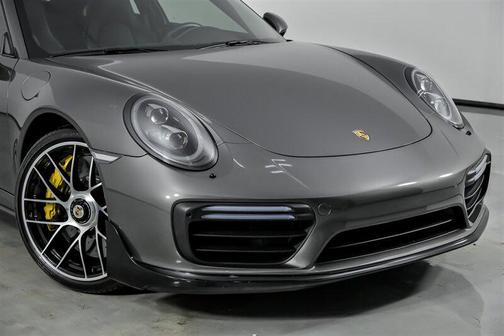 2018 Porsche 911 Turbo S