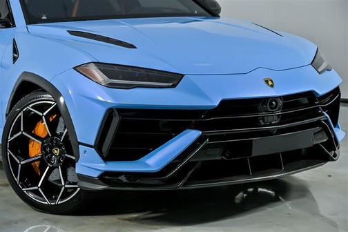 2024 Lamborghini Urus Performante