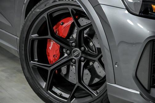 2025 Audi RS Q8 4.0T